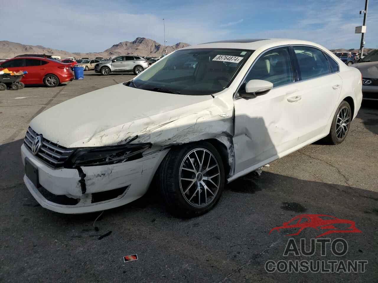 VOLKSWAGEN PASSAT 2013 - 1VWBN7A38DC098045