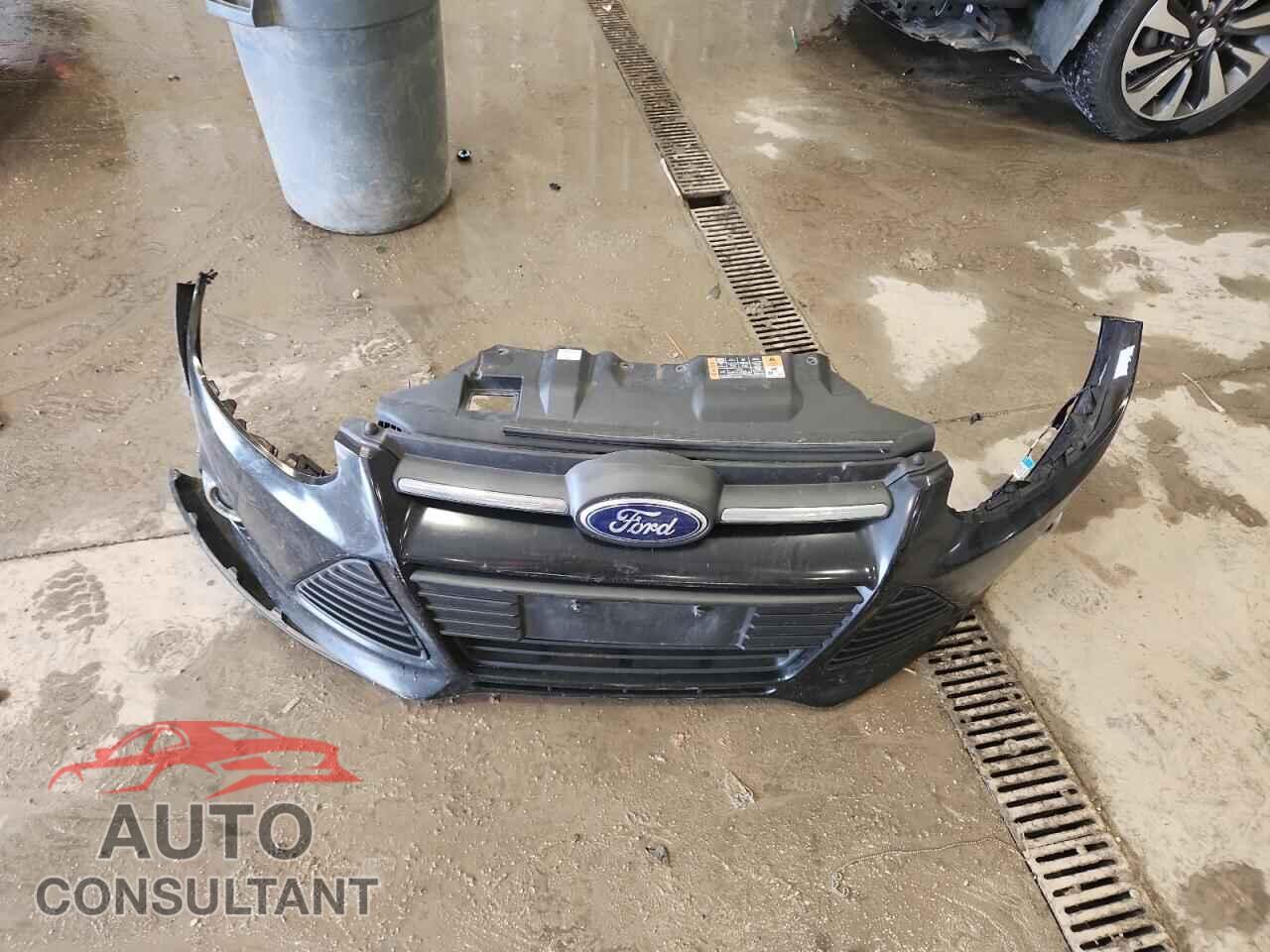 FORD FOCUS 2014 - 1FADP3F24EL357555