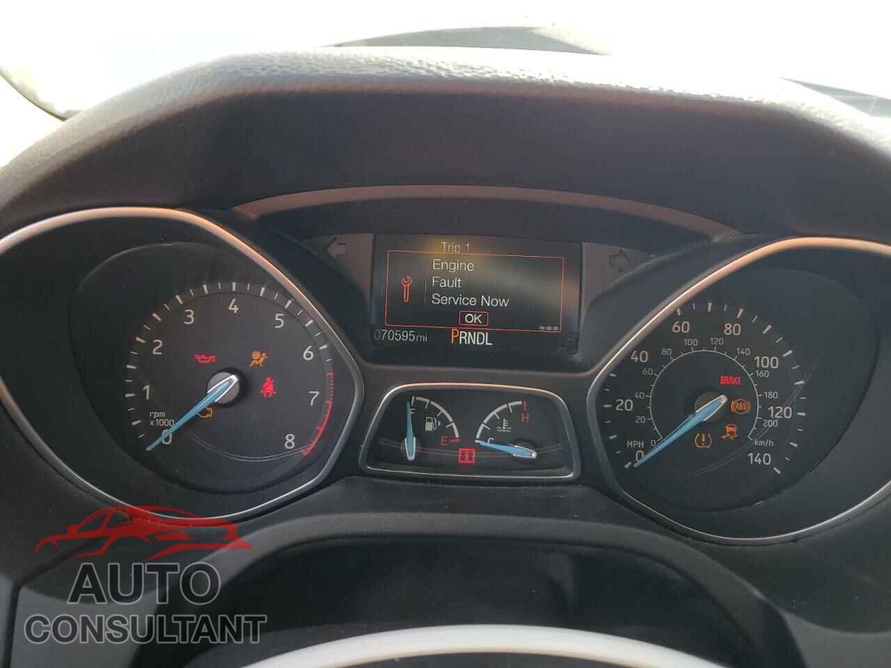 FORD FOCUS 2017 - 1FADP3E23HL255315