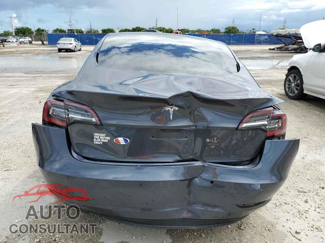 TESLA MODEL 3 2021 - 5YJ3E1EA8MF851024