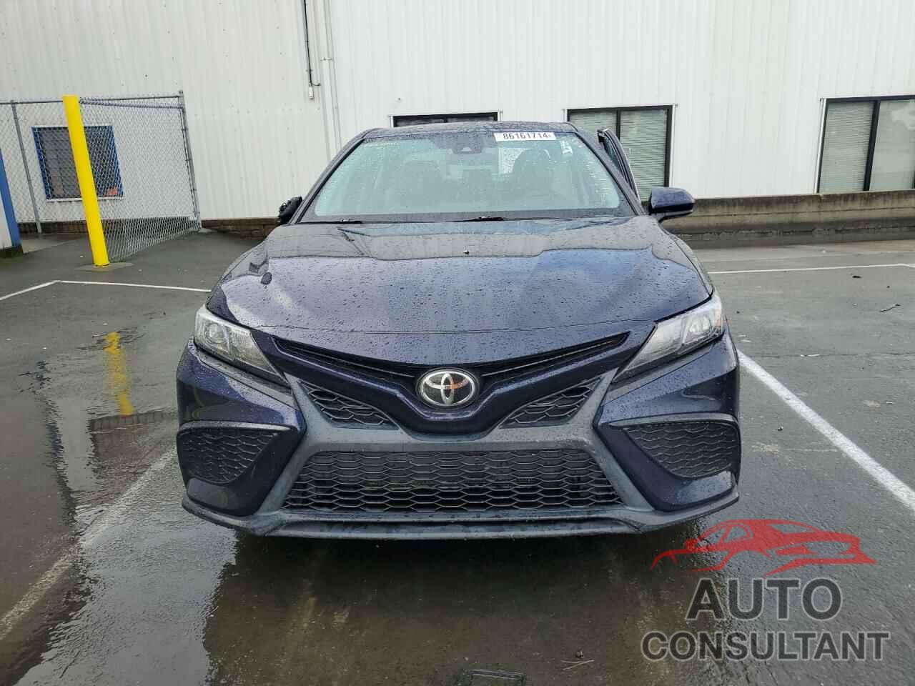 TOYOTA CAMRY 2021 - 4T1G11AK6MU418882