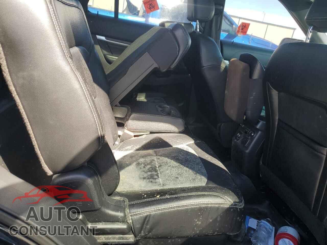 FORD EXPLORER 2016 - 1FM5K8F88GGA57202