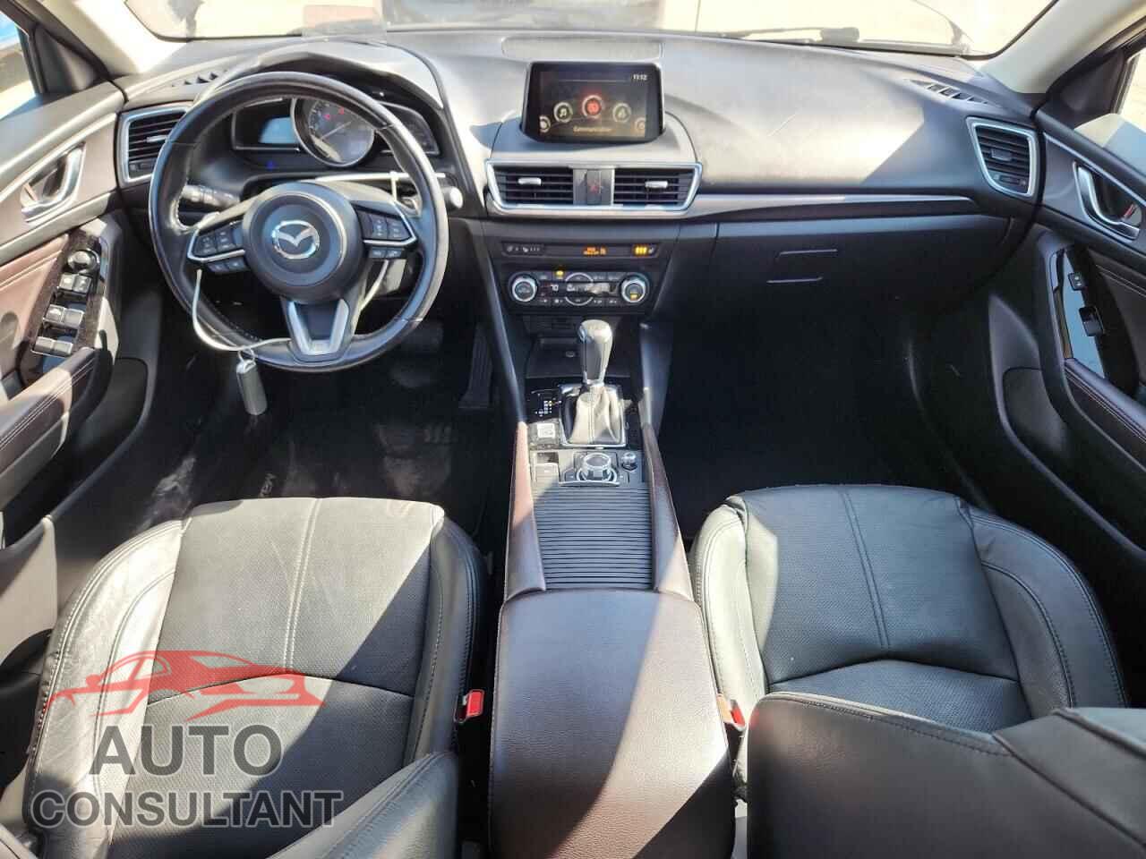MAZDA 3 2017 - 3MZBN1M30HM129589