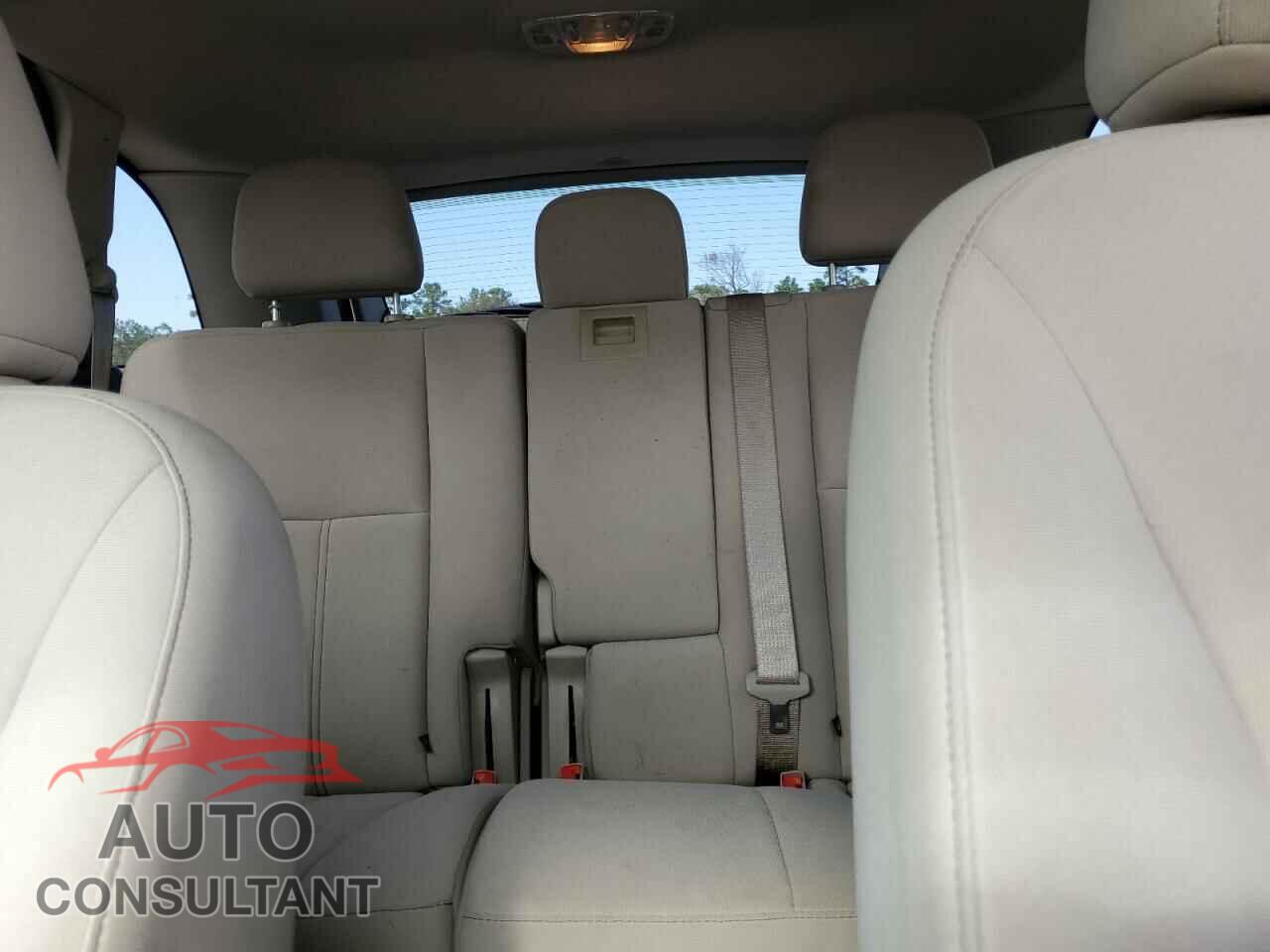 FORD EDGE 2011 - 2FMDK3GC0BBB04076