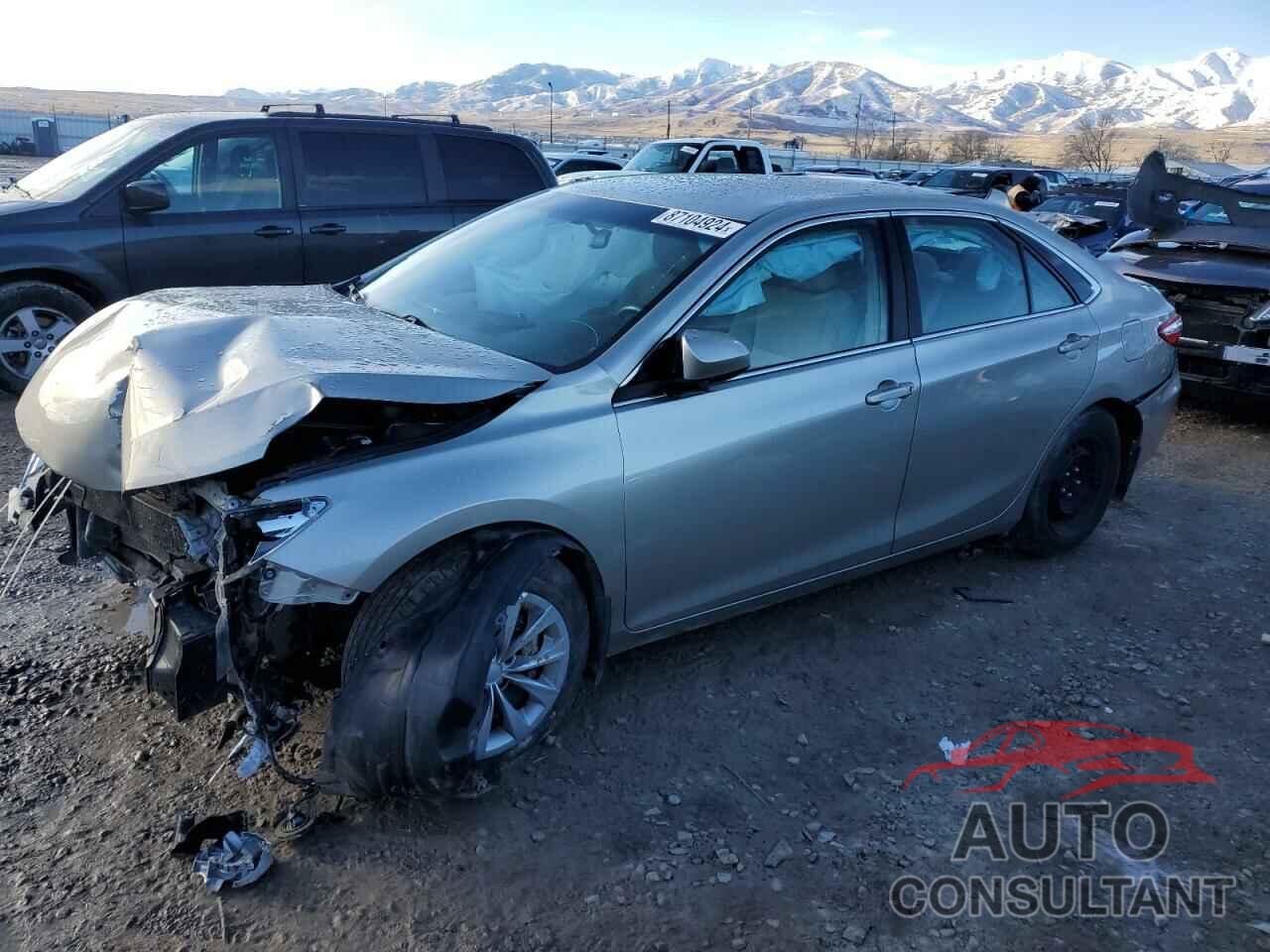 TOYOTA CAMRY 2016 - 4T4BF1FK9GR556785