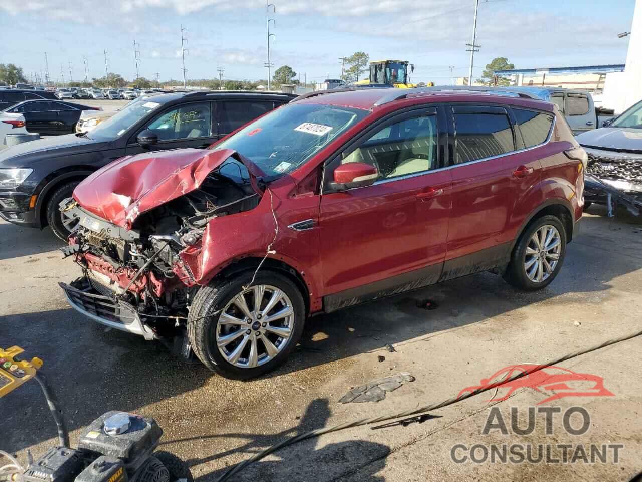 FORD ESCAPE 2017 - 1FMCU0J90HUA57779
