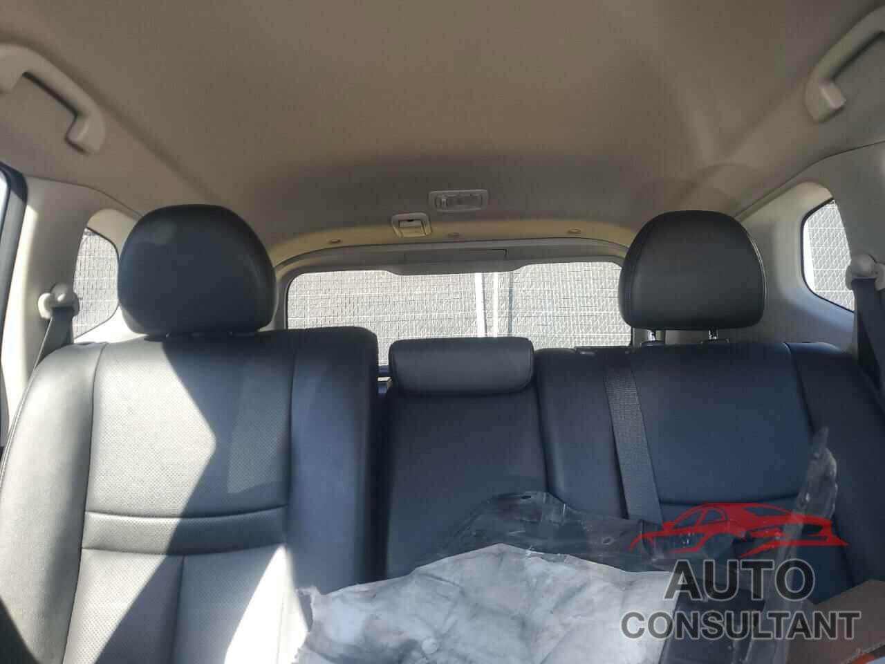 NISSAN ROGUE 2019 - 5N1AT2MVXKC744120