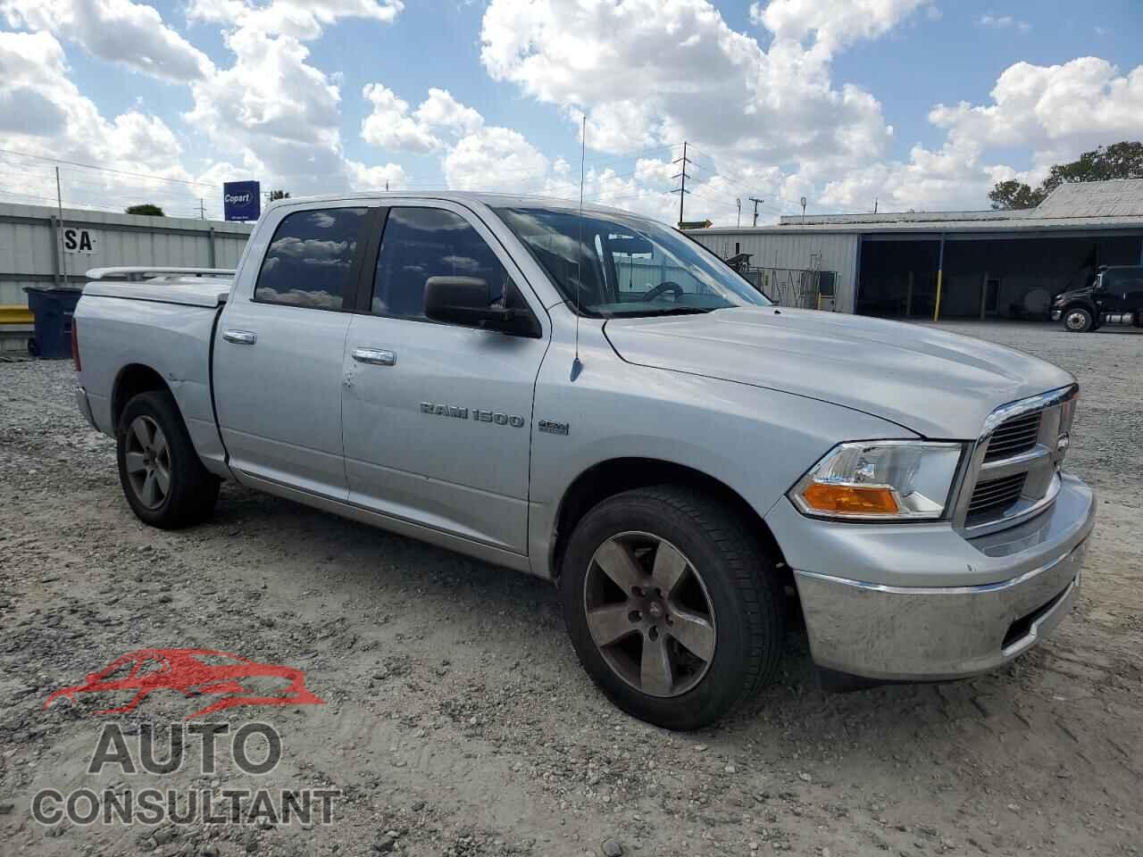 DODGE RAM 1500 2011 - 1D7RB1CT3BS555311