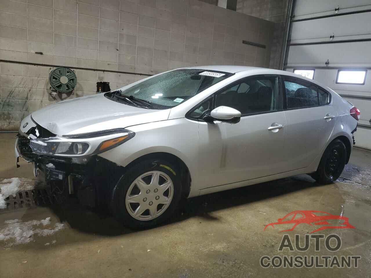 KIA FORTE 2017 - 3KPFK4A74HE018155