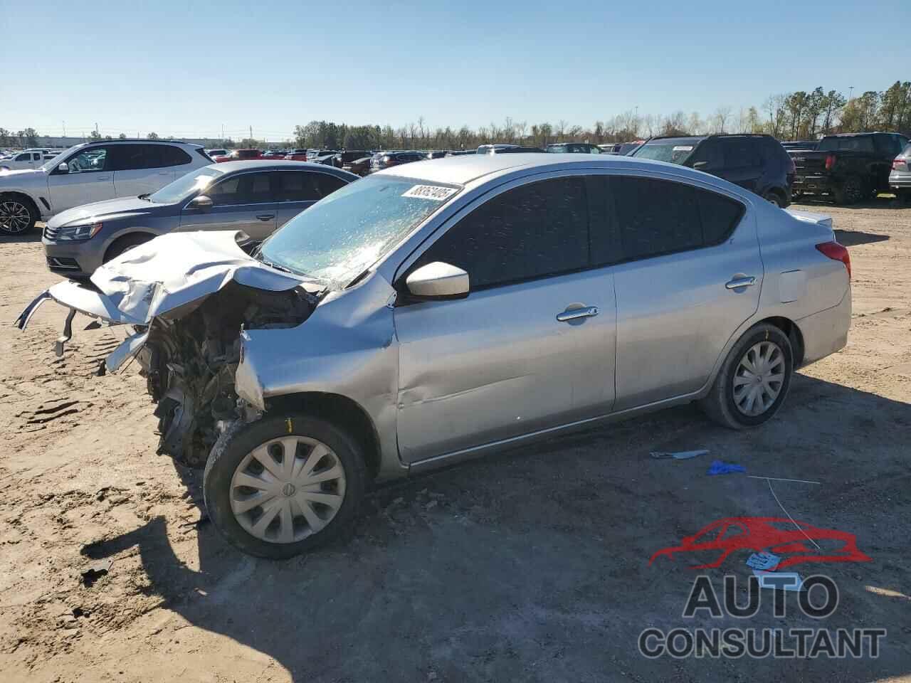 NISSAN VERSA 2018 - 3N1CN7AP4JK437502