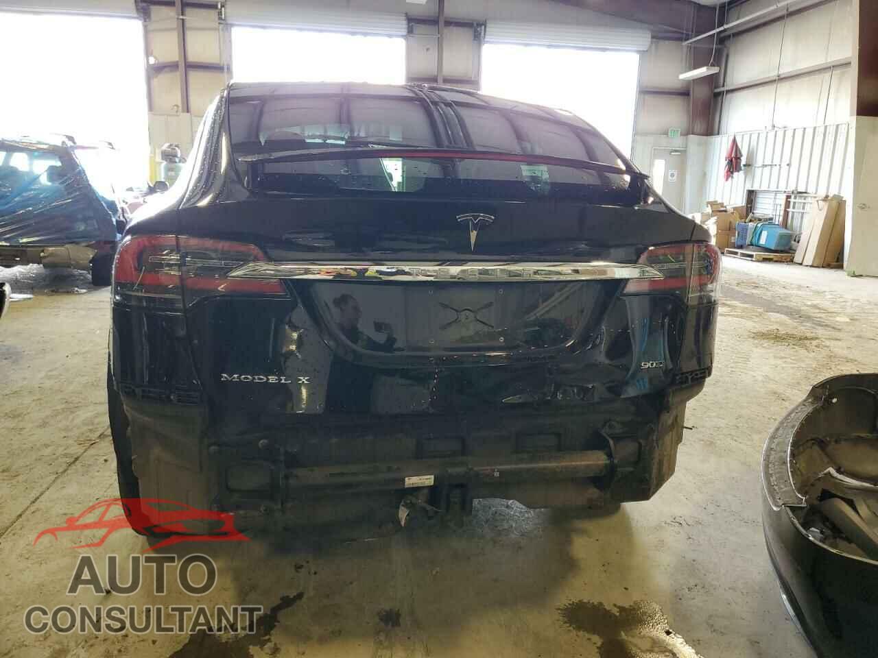 TESLA MODEL X 2016 - 5YJXCBE22GF004820