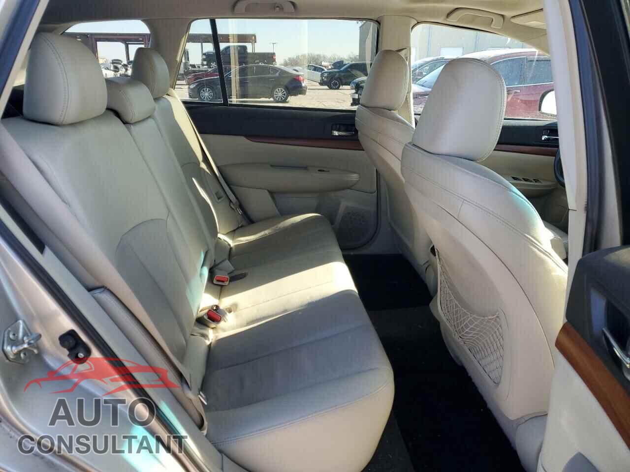 SUBARU OUTBACK 2014 - 4S4BRBLC2E3323595