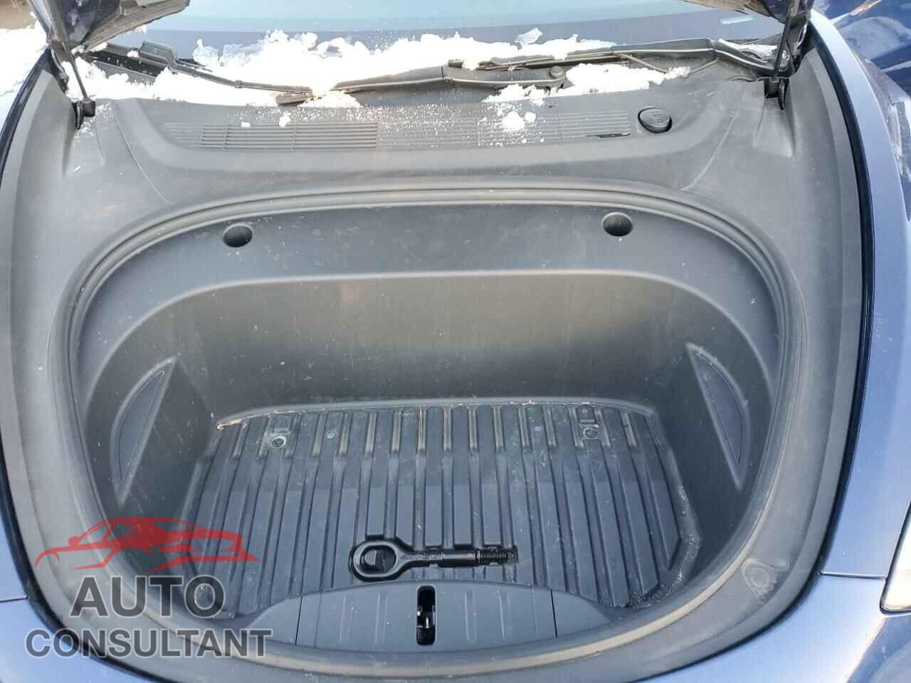 TESLA MODEL 3 2021 - 5YJ3E1EA8MF989713