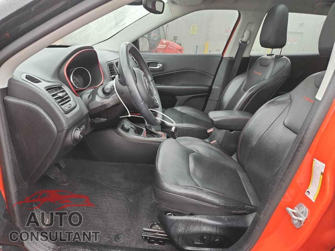 JEEP COMPASS 2018 - 3C4NJDDB3JT270091