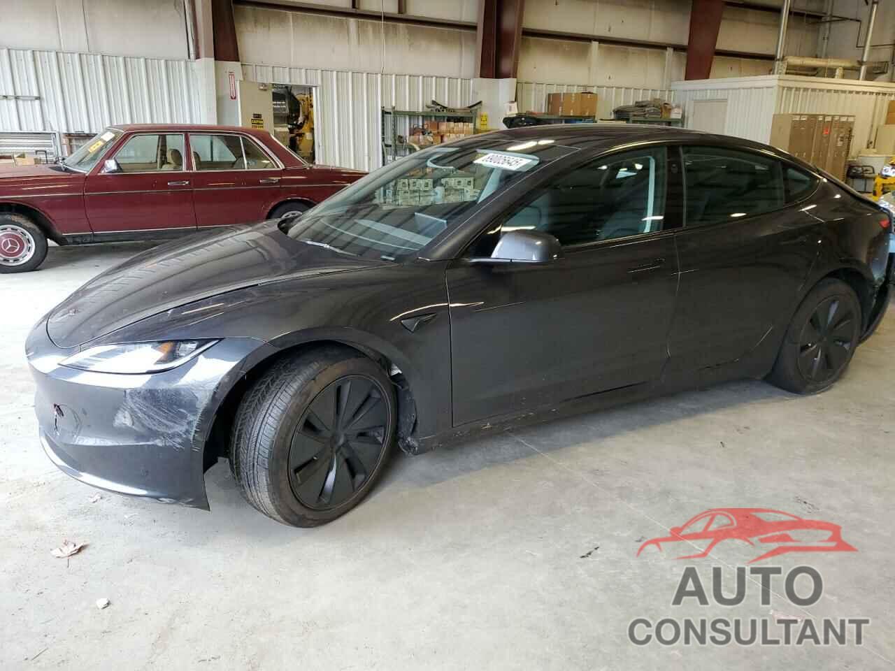 TESLA MODEL 3 2024 - 5YJ3E1EA1RF786900