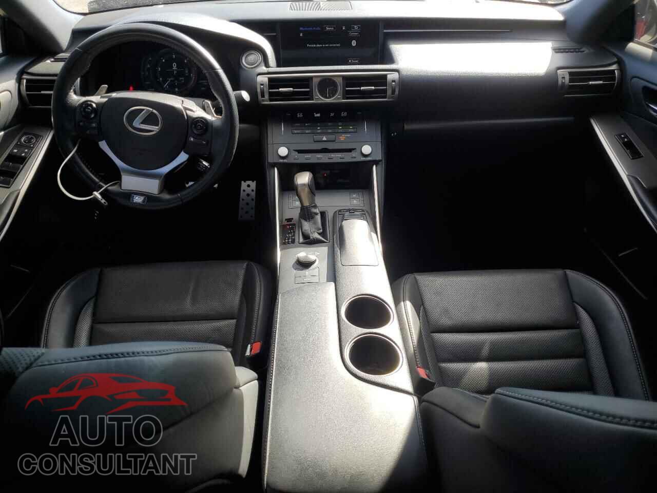 LEXUS IS 2015 - JTHBE1D25F5019942