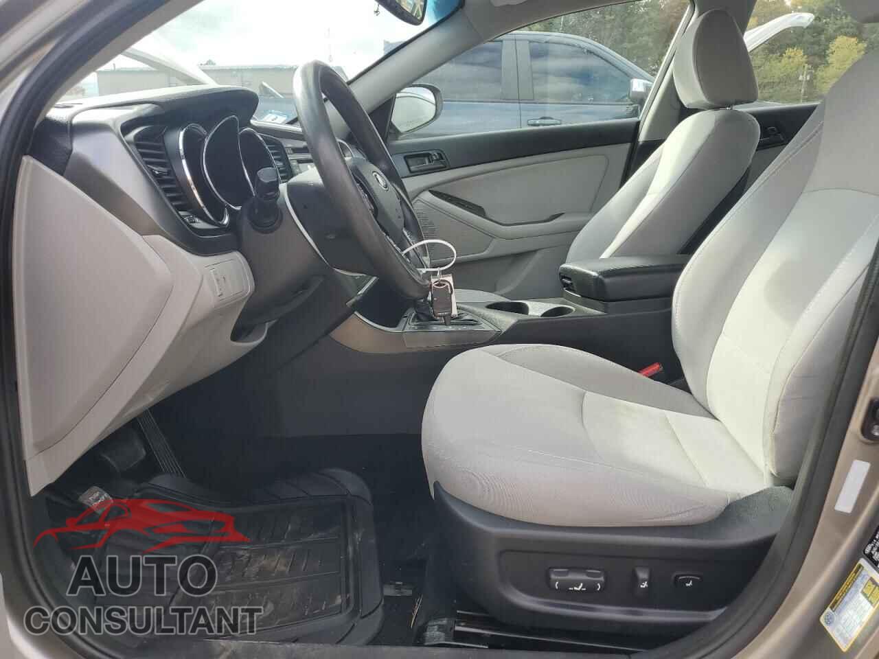 KIA OPTIMA 2013 - 5XXGM4A75DG256936