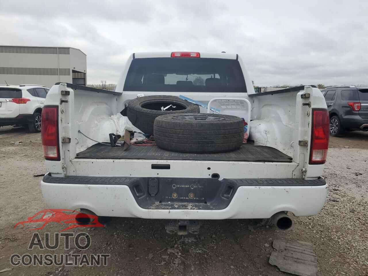 DODGE RAM 1500 2012 - 1C6RD7KT8CS344381