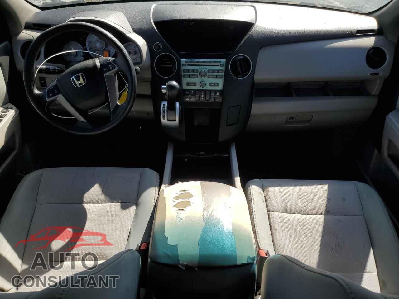 HONDA PILOT 2011 - 5FNYF3H44BB033758