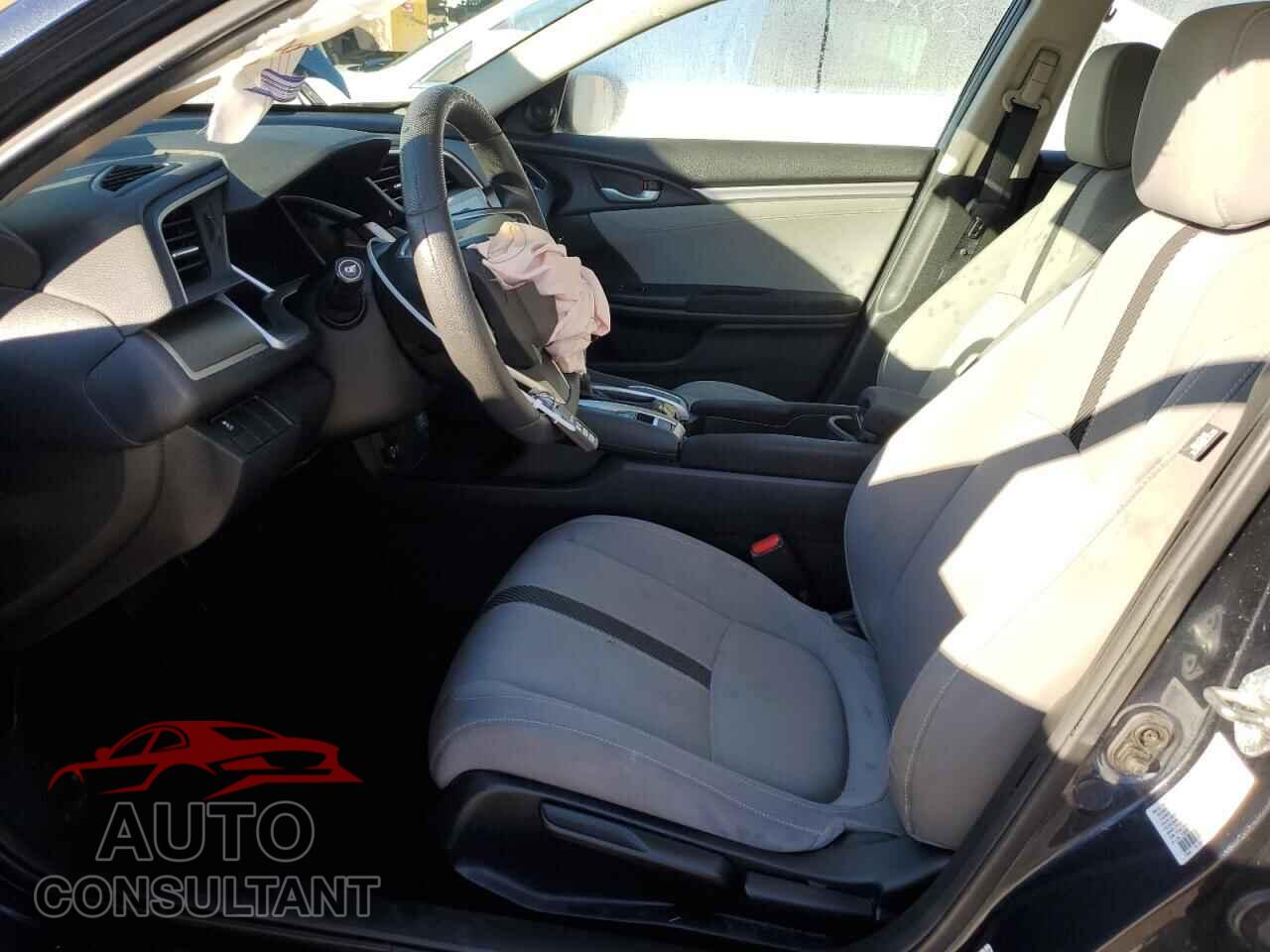 HONDA CIVIC 2017 - 19XFC2F70HE217147