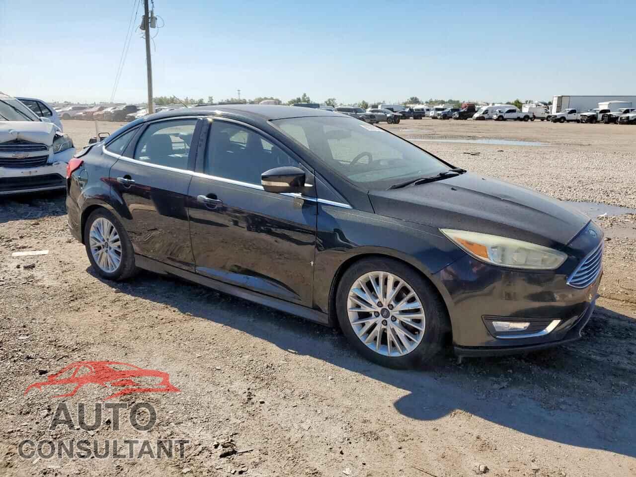 FORD FOCUS 2015 - 1FADP3J26FL261127