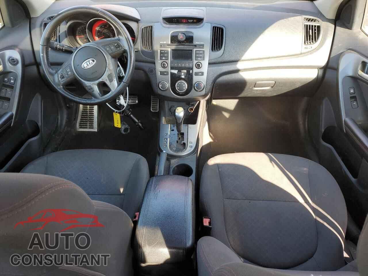 KIA FORTE 2010 - KNAFW4A35A5137686