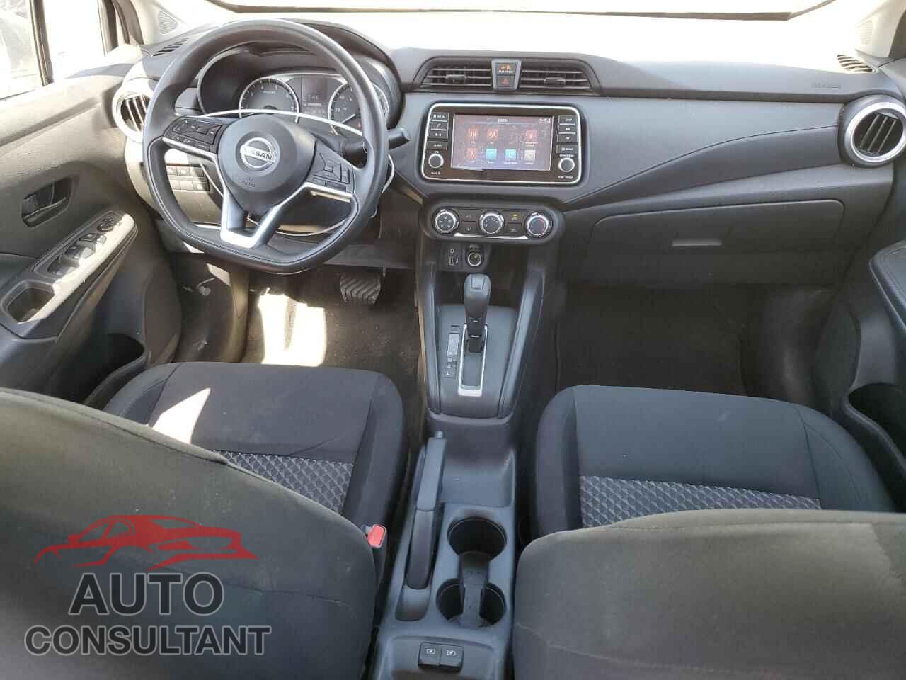 NISSAN VERSA 2022 - 3N1CN8DV3NL821805