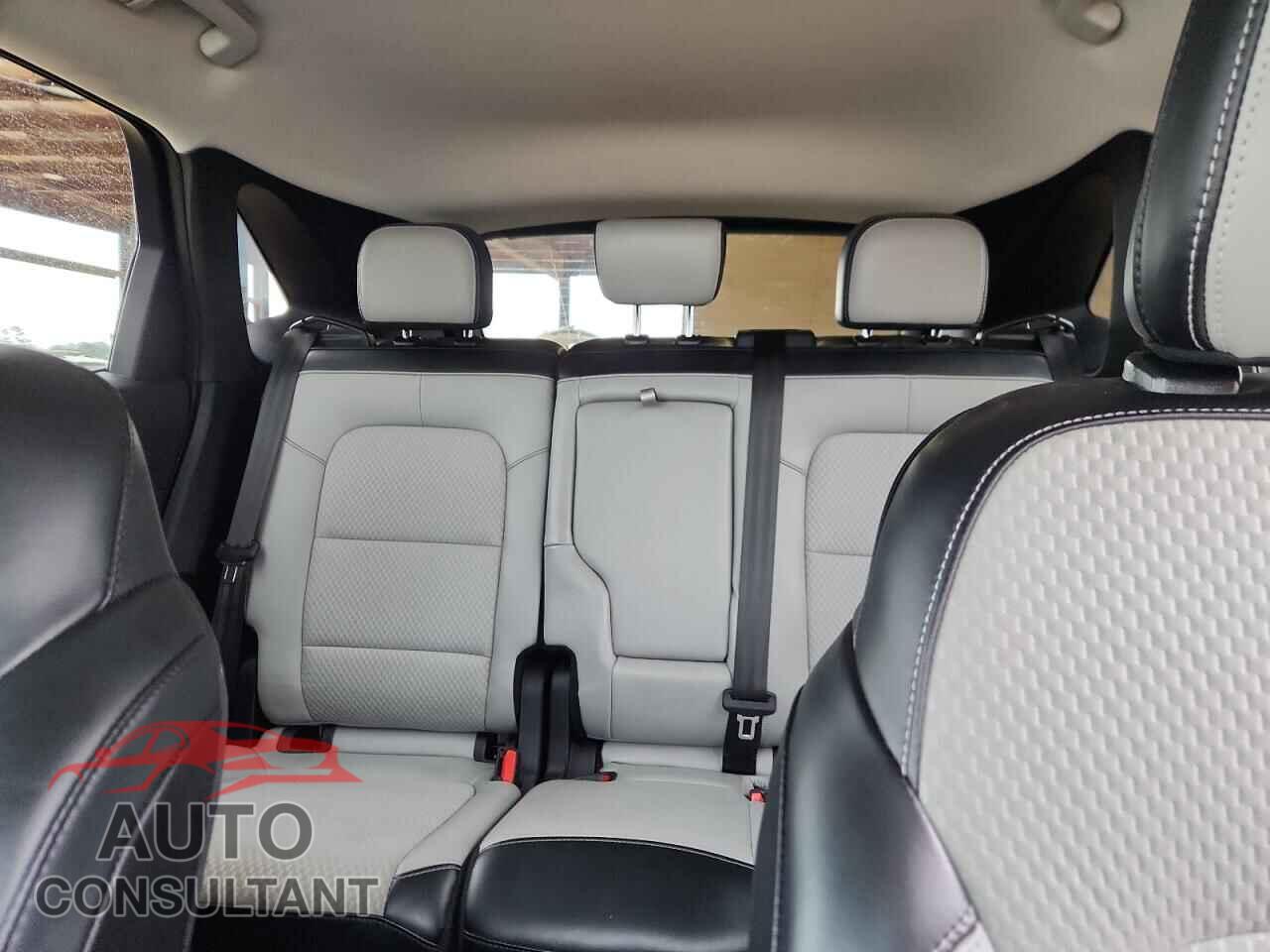 FORD ESCAPE 2024 - 1FMCU0E11RUA02294