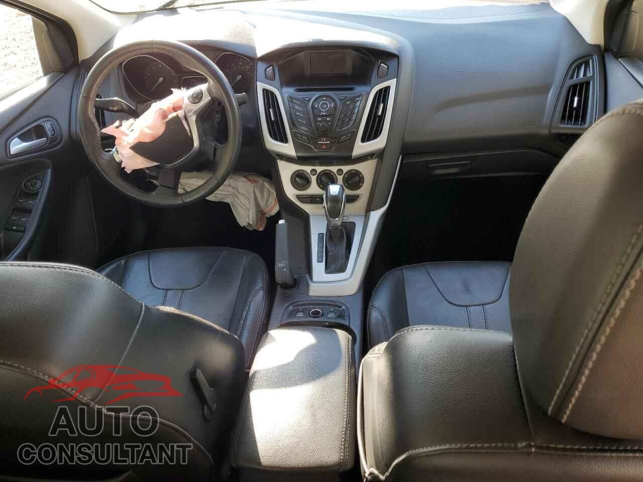 FORD FOCUS 2014 - 1FADP3F22EL412455