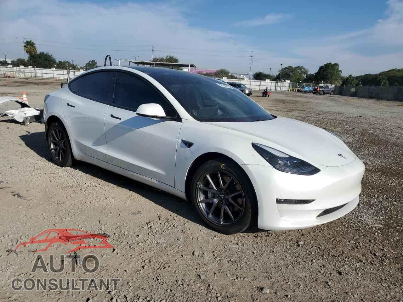 TESLA MODEL 3 2021 - 5YJ3E1EA4MF986324
