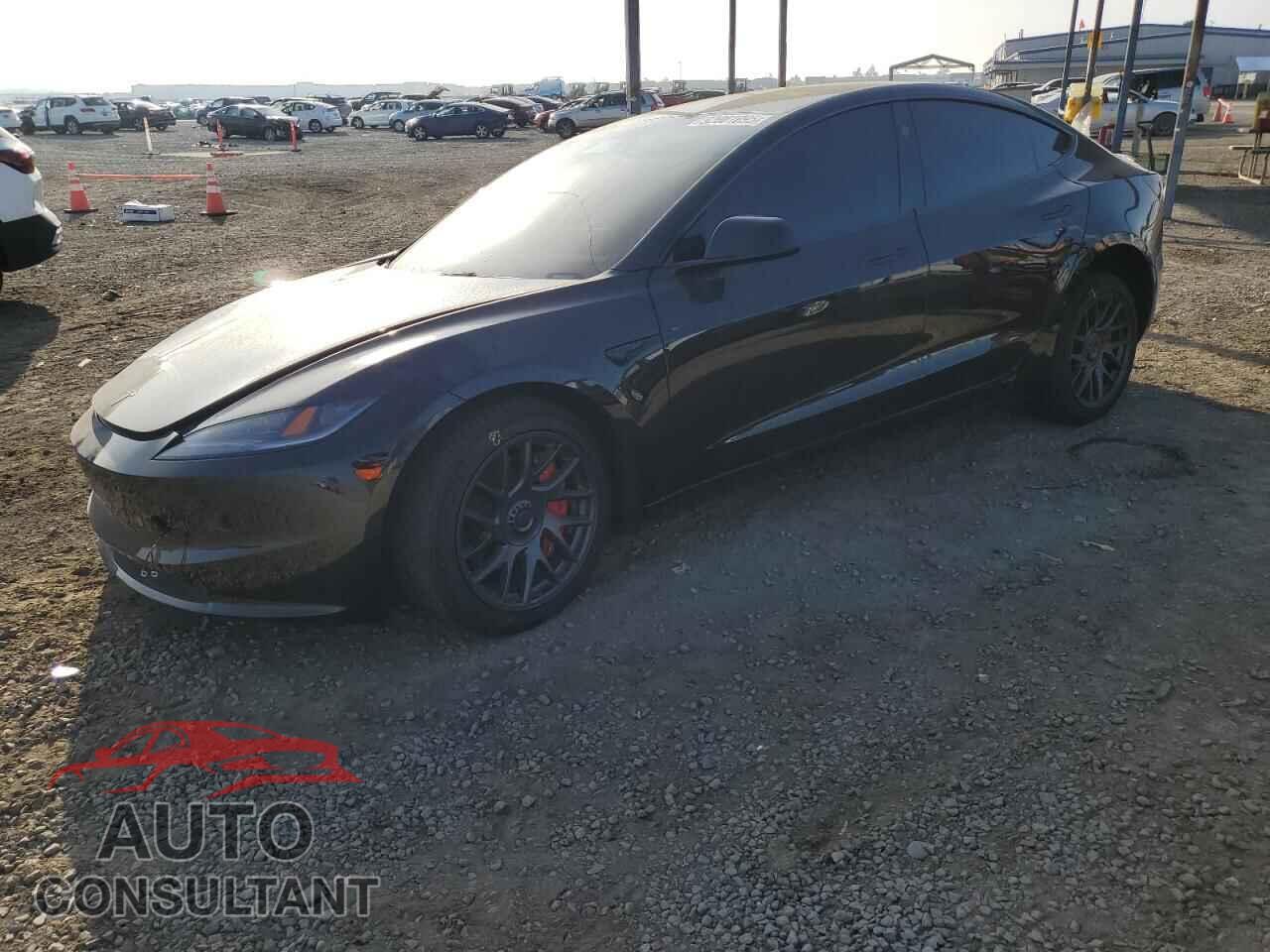TESLA MODEL 3 2025 - 5YJ3E1EA5SF046742