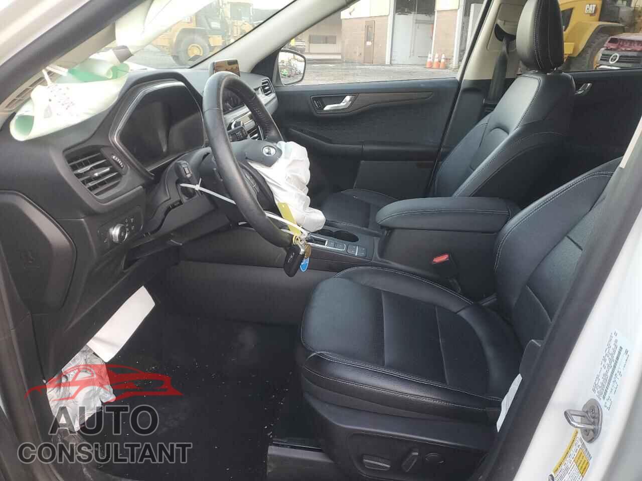 FORD ESCAPE 2020 - 1FMCU9J90LUA90391
