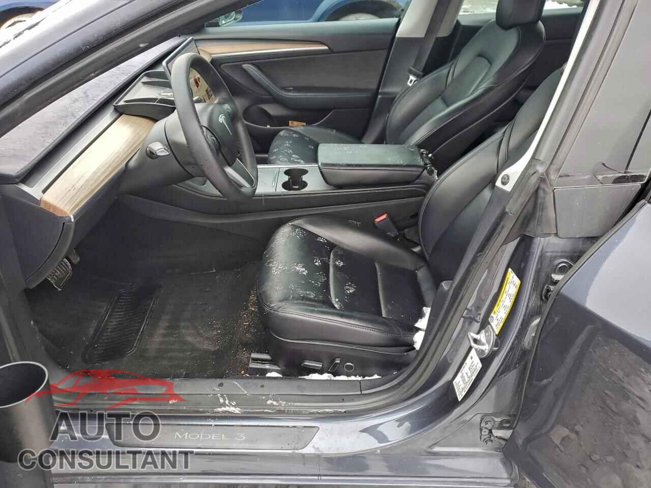 TESLA MODEL 3 2021 - 5YJ3E1EA2MF093357