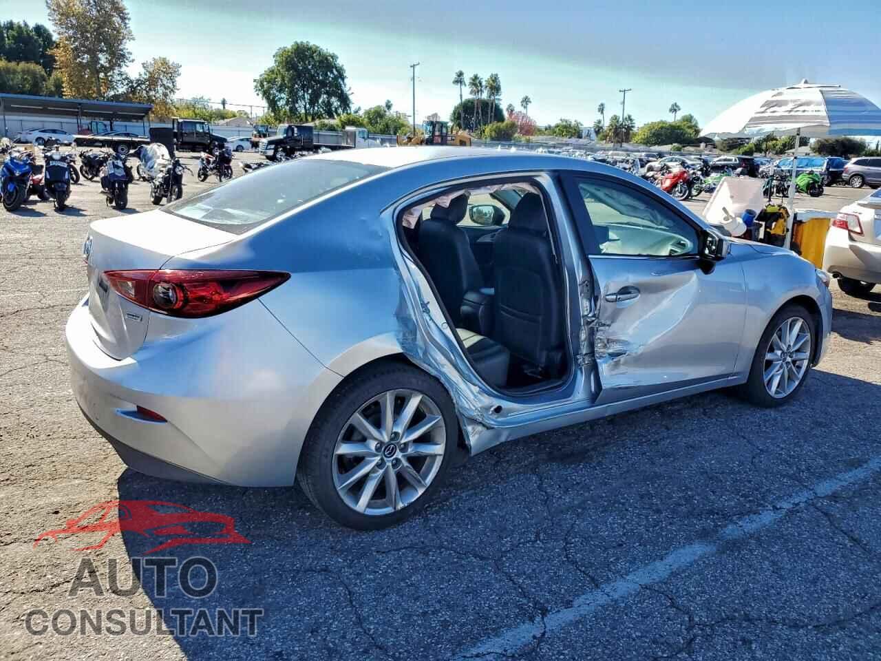 MAZDA 3 2017 - 3MZBN1V79HM127776