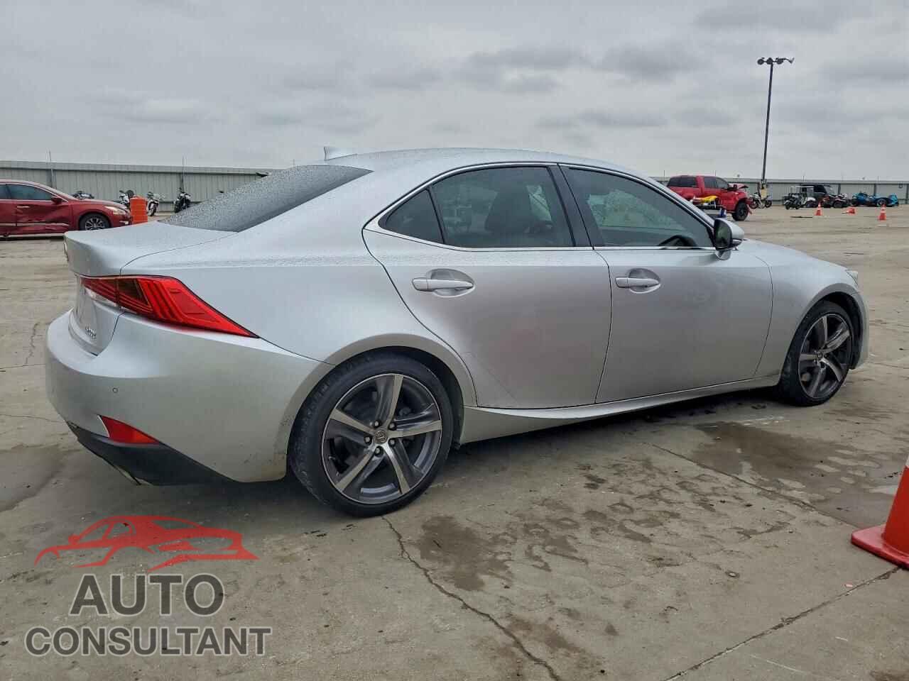 LEXUS IS 2017 - JTHBA1D29H5058967