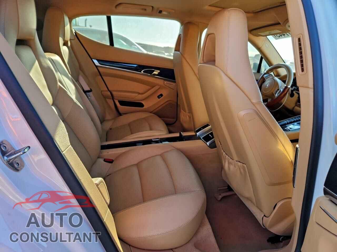 PORSCHE PANAMERA 2011 - WP0AA2A74BL010315