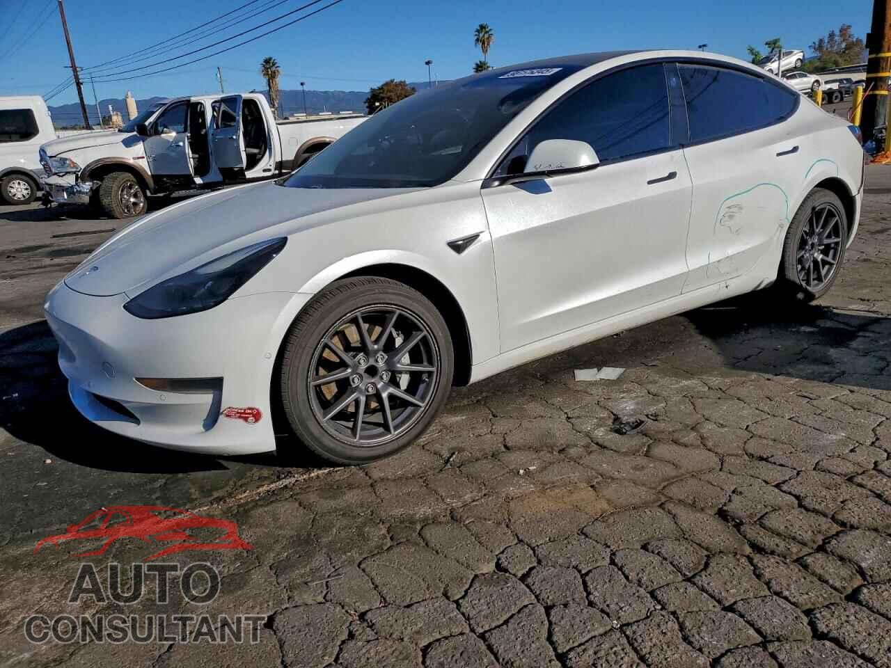TESLA MODEL 3 2021 - 5YJ3E1EA4MF006316