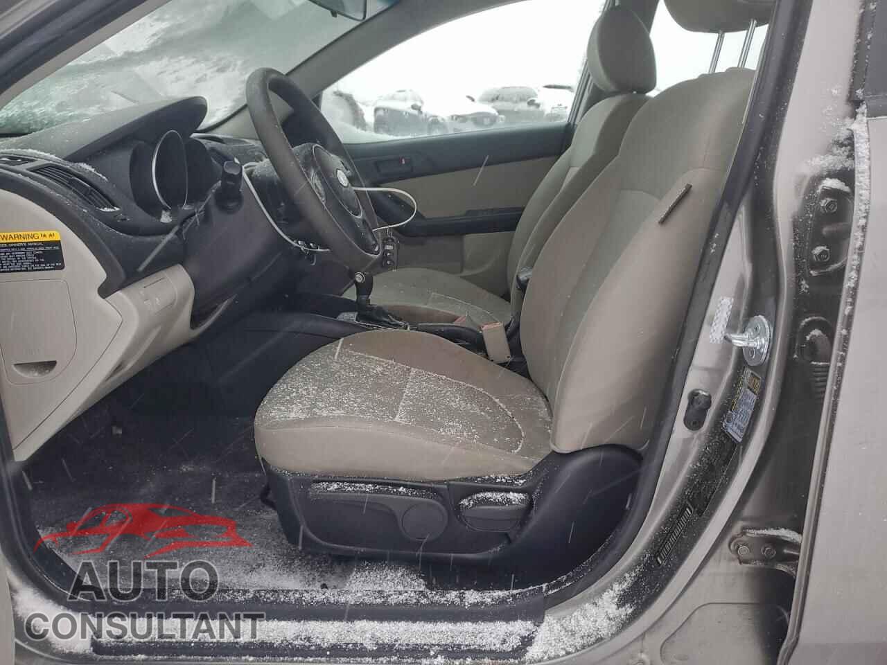 KIA FORTE 2012 - KNAFU4A28C5585176