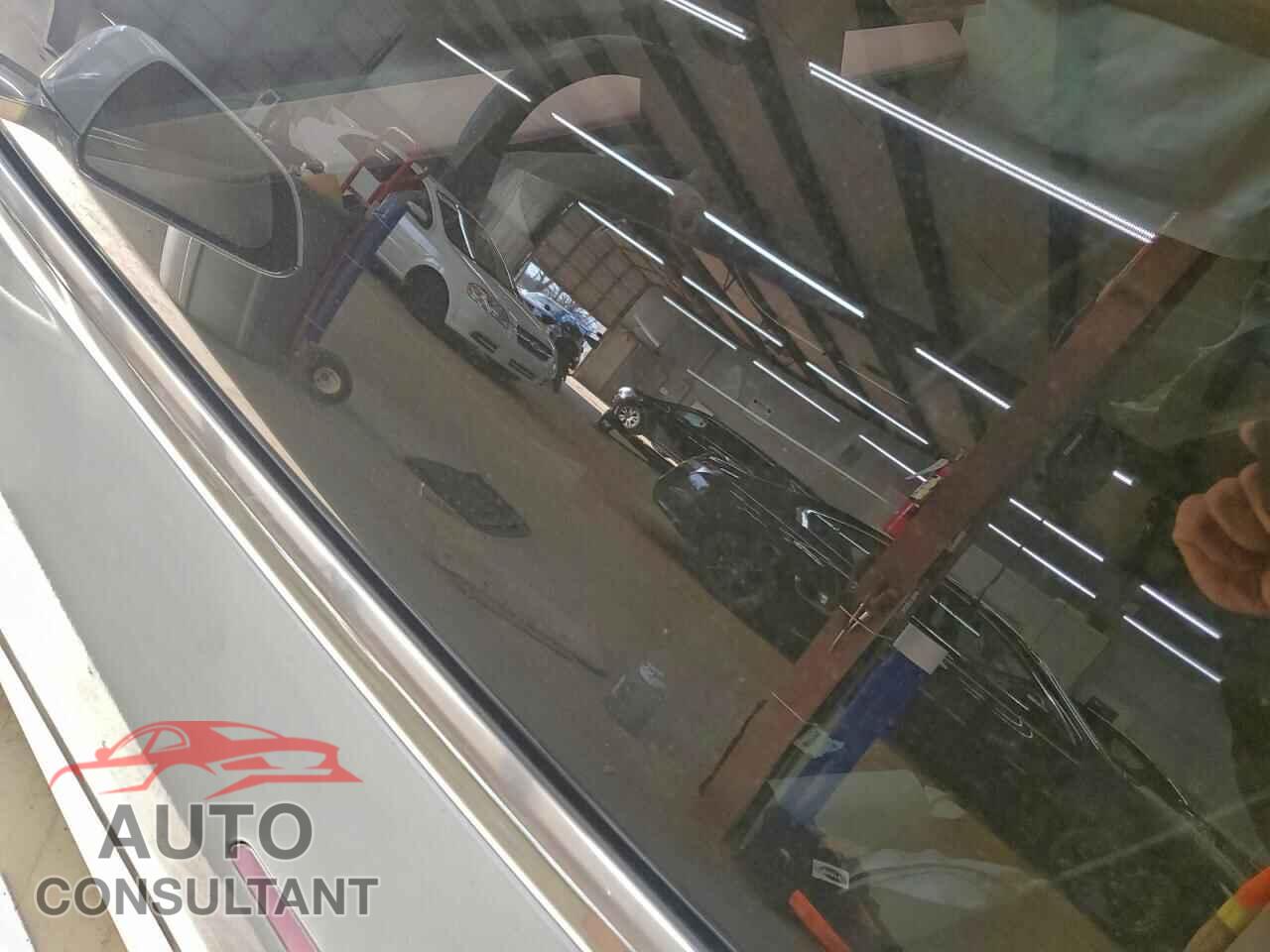 TESLA MODEL 3 2019 - 5YJ3E1EB6KF510694