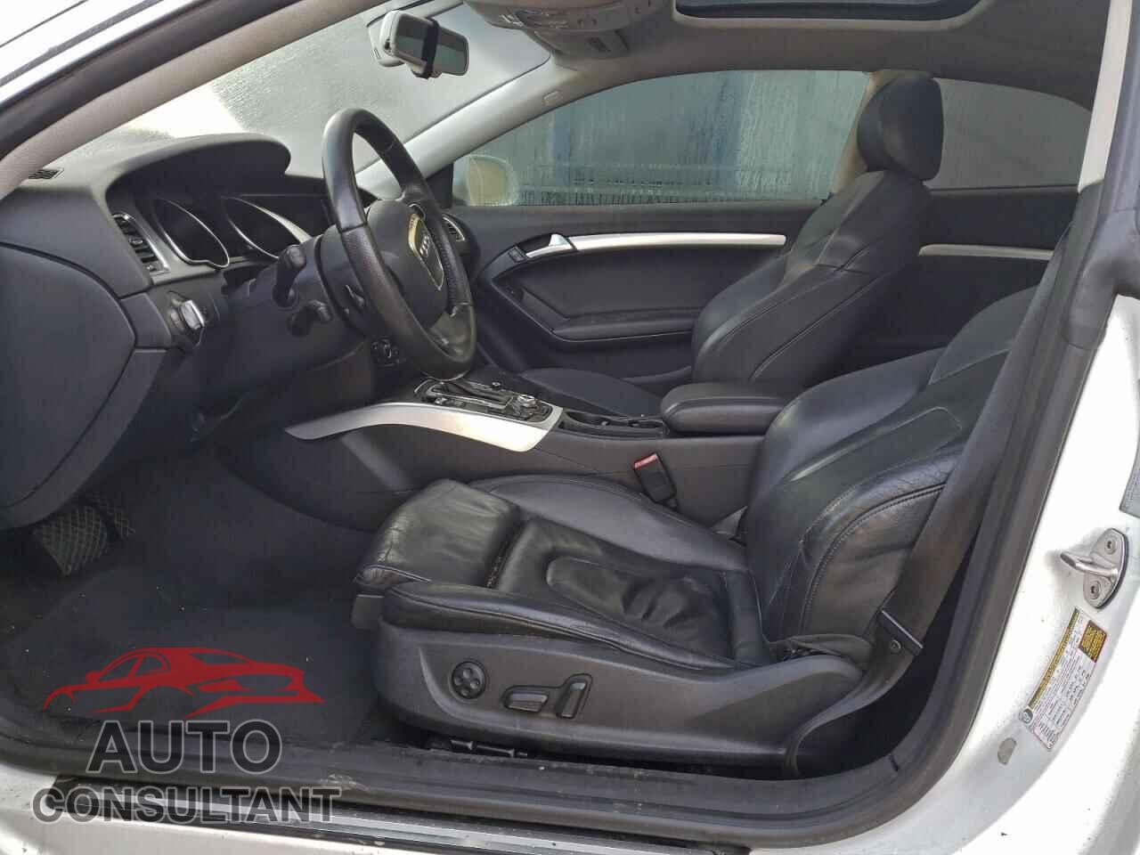 AUDI A5 2012 - WAULFAFR9CA001330