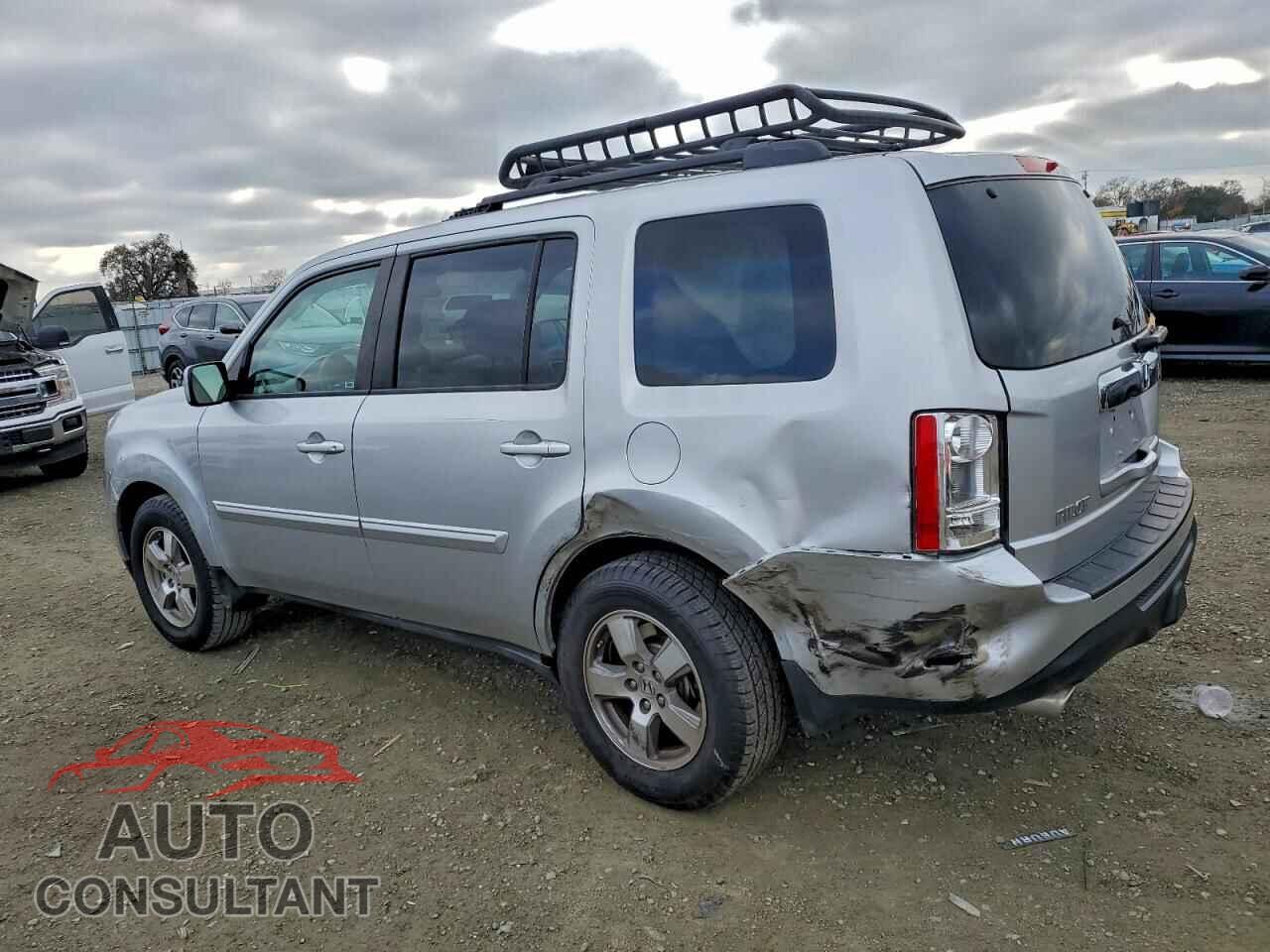 HONDA PILOT 2013 - 5FNYF3H45DB022366