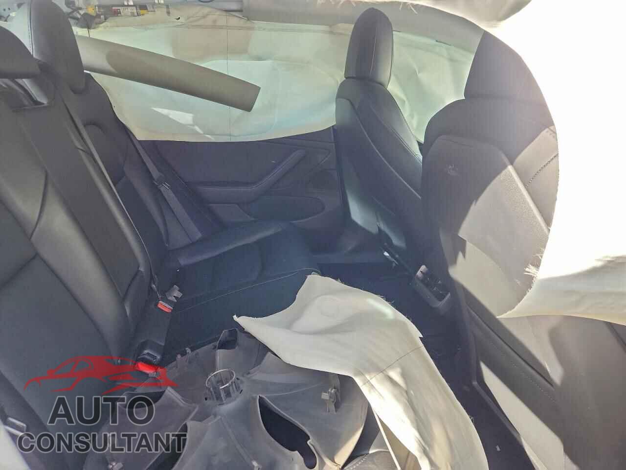 TESLA MODEL 3 2021 - 5YJ3E1EB7MF879731