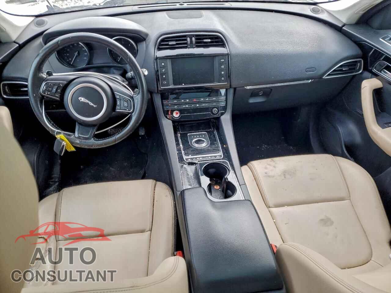 JAGUAR F-PACE 2017 - SADCS2BN5HA085729