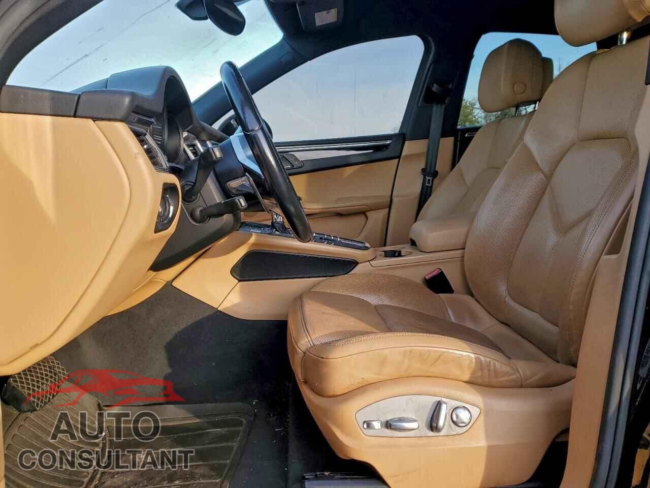 PORSCHE MACAN 2017 - WP1AA2A51HLB01905