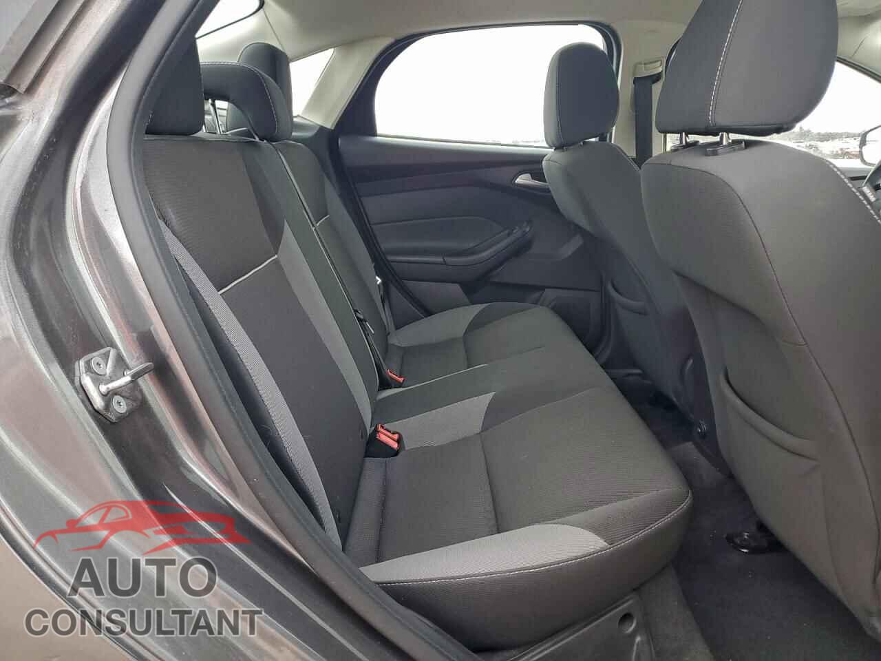 FORD FOCUS 2013 - 1FADP3F22DL219172
