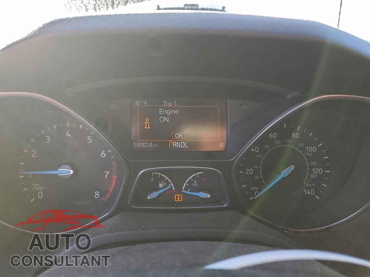 FORD FOCUS 2015 - 1FADP3F20FL263643
