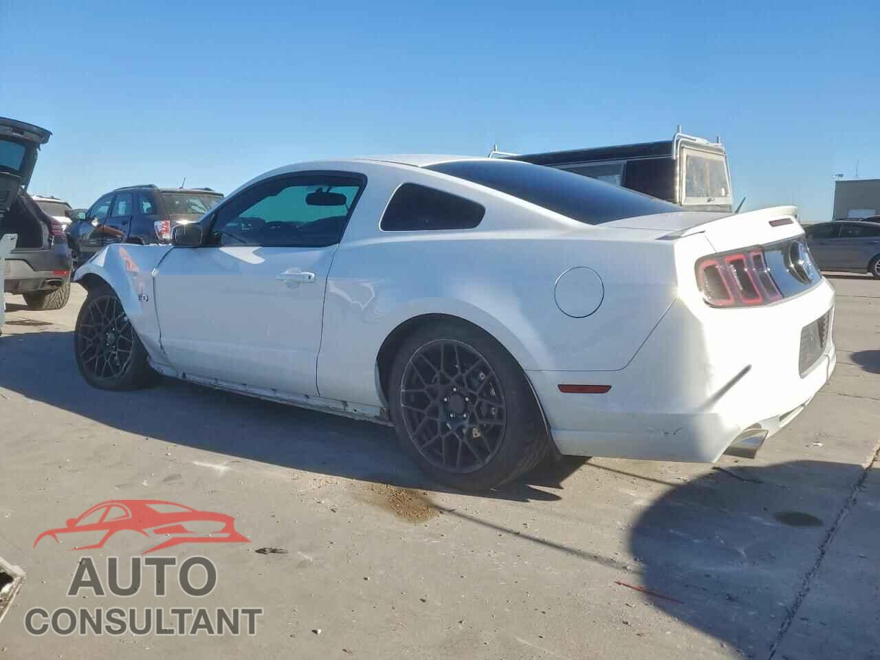 FORD MUSTANG 2014 - 1ZVBP8CF4E5287952