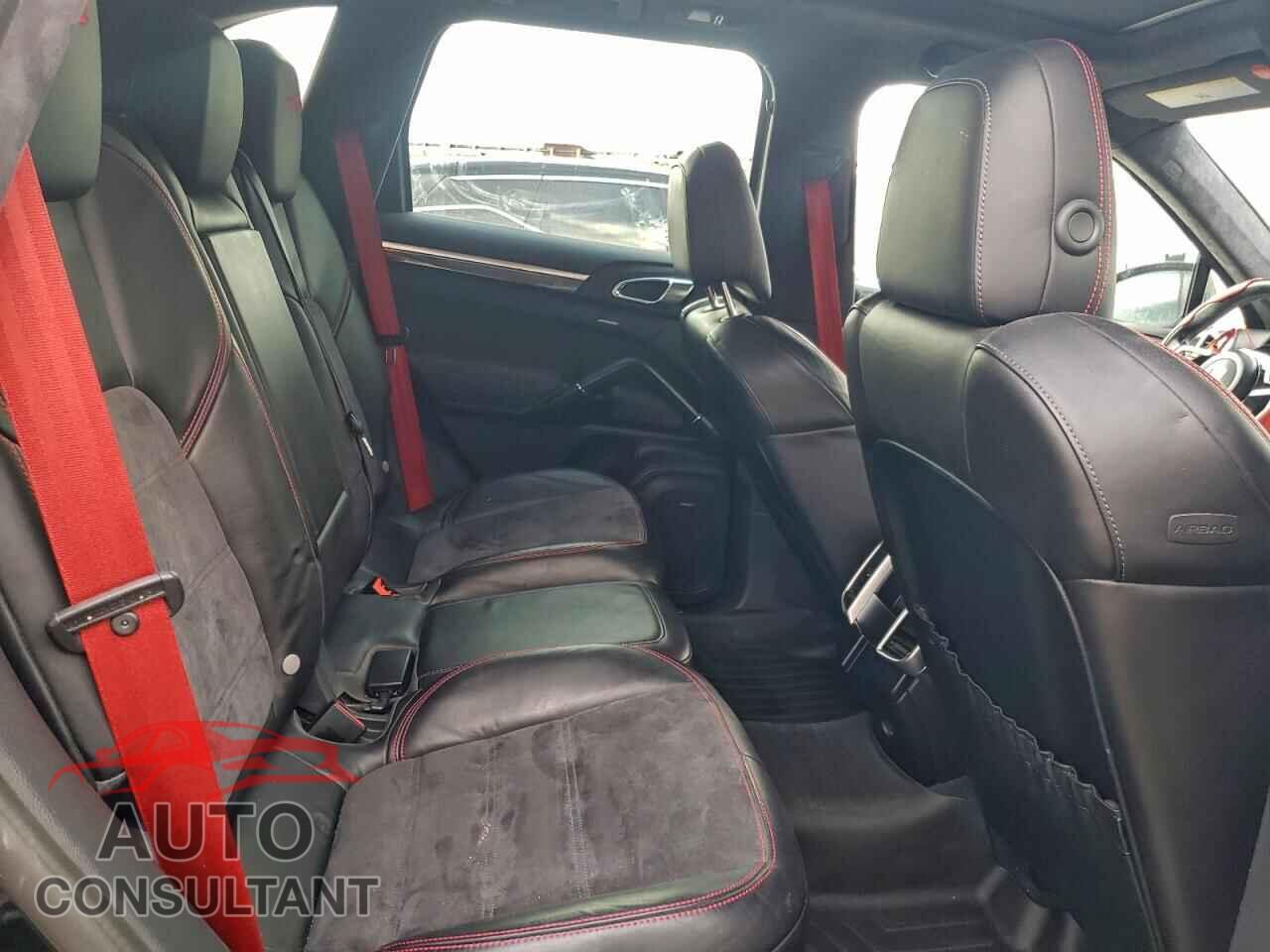 PORSCHE CAYENNE 2017 - WP1AD2A24HLA83199