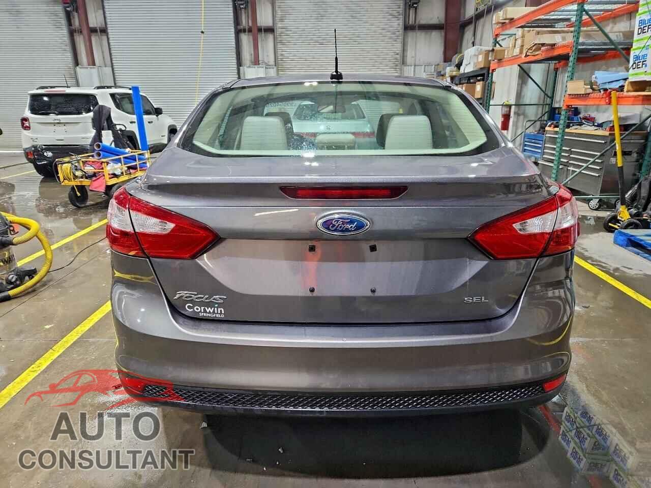 FORD FOCUS 2012 - 1FAHP3H24CL142138