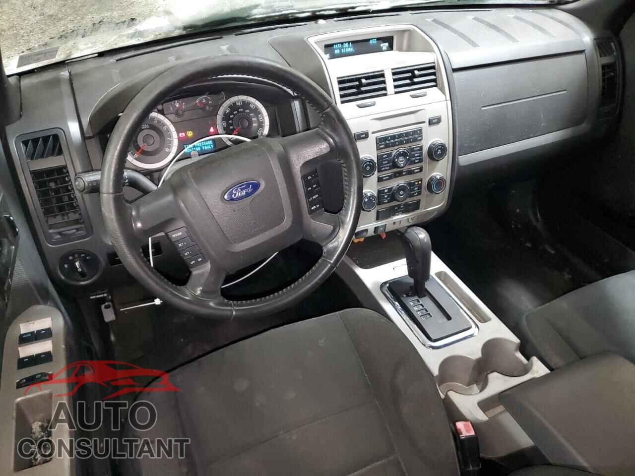 FORD ESCAPE 2009 - 1FMCU03799KA29116